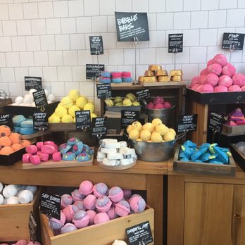 Lush Cosmetics Broadway Plaza - Cosmetics & Beauty Supply Near Me - Walnut Creek, California Lush Cosmetics Broadway Plaza - Cosmetics & Beauty Supply Near Me - Walnut Creek, California