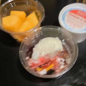 Boon Dee Moo Ka Ta - Dessert...shaved ice, cantaloupe,  and ice cream - Thai Near Me - Flushing, New York