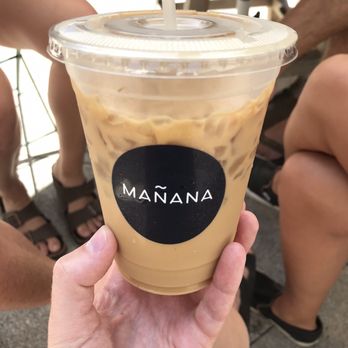 Mañana - Oat milk latte with vanilla - Coffee & Tea Near Me - Austin, Texas