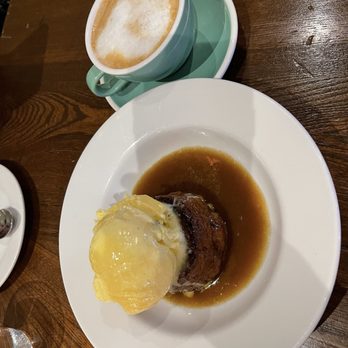 Enoteca Sociale - Cappacino  Sticky toffee pudding and vanilla gelato - Italian Near Me - Toronto, Ontario