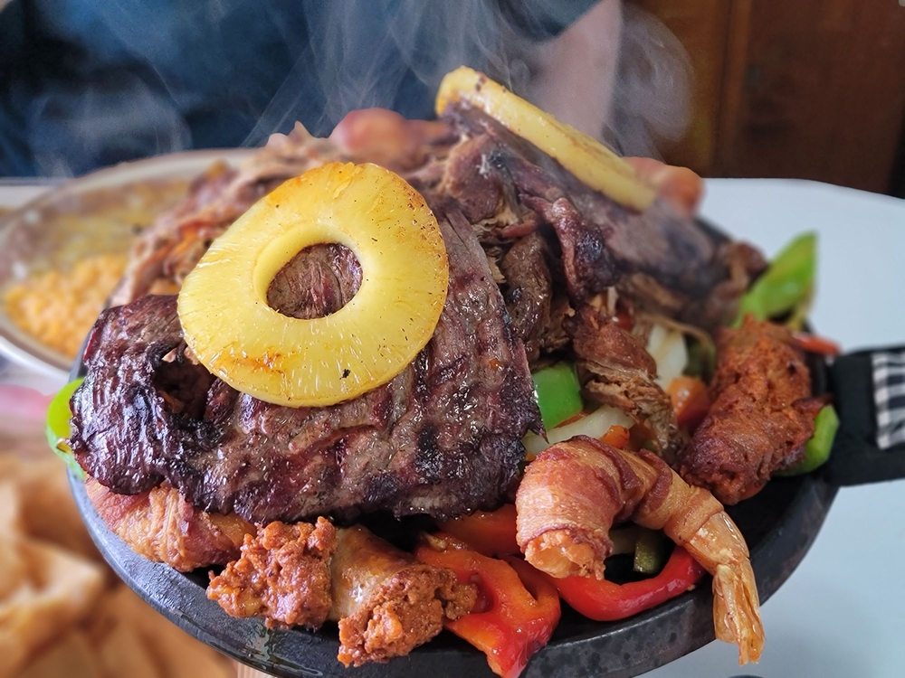 DOMINGO’S MEXICAN & SEAFOOD RESTAURANT Updated September 2024 143