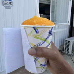 The Eskimo Shack - My snowball!