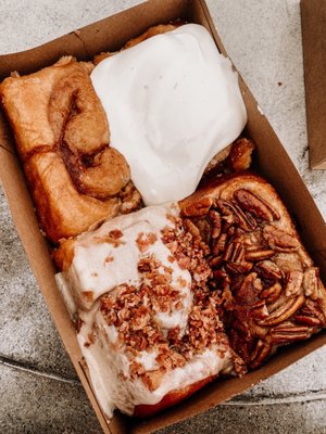 Old West Cinnamon Rolls by null