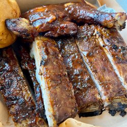 Smokebox BBQ - Saucy but tasty bbq smoked ribs and chicken!