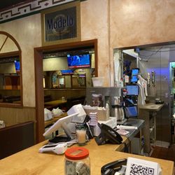Las Cazuelas Restaurant & Pupuseria - Yummy pupusas!
