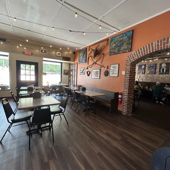 Blue Hound Barbecue - Barbeque Near Me - Dillard, Georgia Blue Hound Barbecue - Barbeque Near Me - Dillard, Georgia