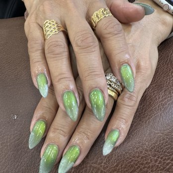 Thania Pro Nails - This is the first time have this "cat-eye" ombré it's really refreshing color and cool style, thank you Sophia for introducing this to me. - Nail Salons Near Me - Garden Grove, California Thania Pro Nails - This is the first time have this "cat-eye" ombré it's really refreshing color and cool style, thank you Sophia for introducing this to me. - Nail Salons Near Me - Garden Grove, California
