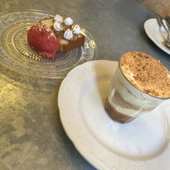 Billy Can Can - Coconut Lime Poundcake and Banana Pudding - Steakhouses Near Me - Dallas, Texas