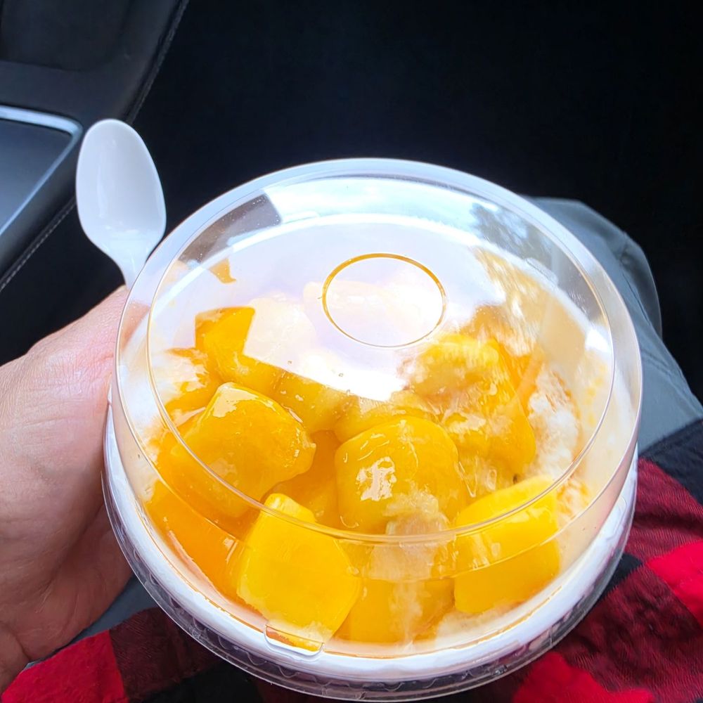5.2 Patio - Mango bingsu - Bubble Tea Near Me - Tujunga, California 5.2 Patio - Mango bingsu - Bubble Tea Near Me - Tujunga, California