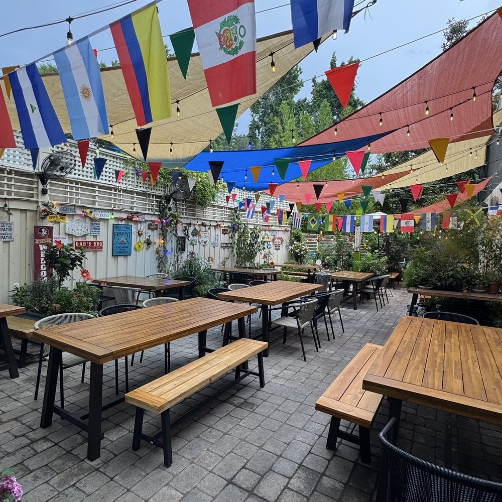 Cafe De Martin - Outside patio!! - Peruvian Near Me - Tallahassee, Florida