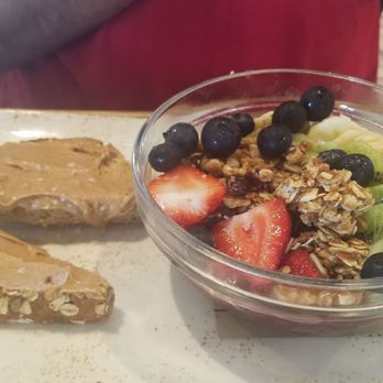 First Watch - Açai Bowl! - Breakfast & Brunch Near Me - Troy, Michigan