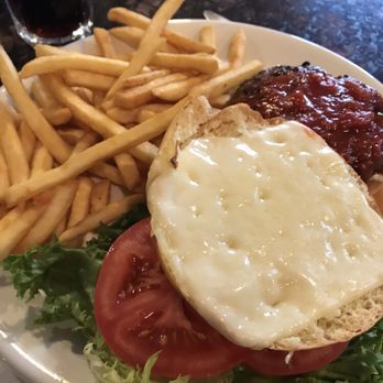 Pompton Queen Diner - Pizza Burger - Diners Near Me - Pompton Plains, New Jersey