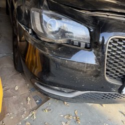 Scott's Auto Body - Chrysler 300 front bumper repair request