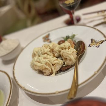 Jasmine - Walnut shrimp - Bars Near Me - Las Vegas, Nevada