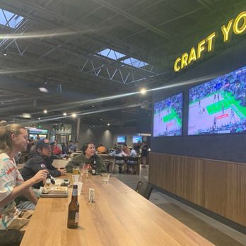 Parkway Food Hall - Lots of seating and TVs - Food Court Near Me - Longmont, Colorado Parkway Food Hall - Lots of seating and TVs - Food Court Near Me - Longmont, Colorado