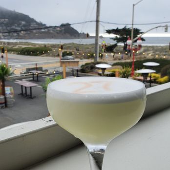 Puerto 27 Peruvian Kitchen & Pisco Bar - Pisco sour - Peruvian Near Me - Pacifica, California