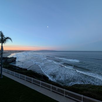 Pismo Lighthouse Suites - Sunrise from the balcony - Hotels Near Me - Pismo Beach, California Pismo Lighthouse Suites - Sunrise from the balcony - Hotels Near Me - Pismo Beach, California