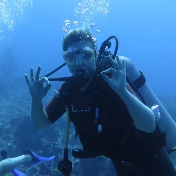 True North Travel - Shark dive in West Caicos 2017 - Travel Services Near Me True North Travel - Shark dive in West Caicos 2017 - Travel Services Near Me