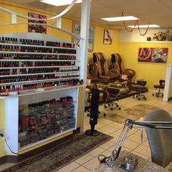 City Nail - Very relax stay here.. Nancy is pro