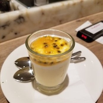 Vapiano - Passionfruit Pannacotta - Italian Near Me - Berlin, BE