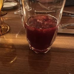 Bistro Sojo - A delightful little juice that was so so fragrant. Ginger flowers it was just yummy. Have I used too much in these descriptions?