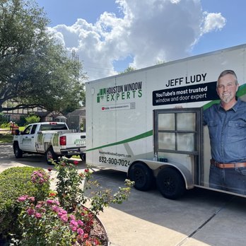Houston Window Experts - Trailer and crew of 5 - Windows Installation Near Me - Houston, Texas Houston Window Experts - Trailer and crew of 5 - Windows Installation Near Me - Houston, Texas
