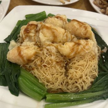 Ting Wong Restaurant - Wonton noodles lo mein style - Noodles Near Me - Philadelphia, Pennsylvania Ting Wong Restaurant - Wonton noodles lo mein style - Noodles Near Me - Philadelphia, Pennsylvania