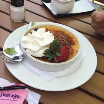 Grove Park Grille - The Godiva crème brûlée for dessert - American Near Me - Cincinnati, Ohio