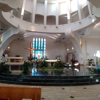 St Jude Cathedral - Beautiful alter - Churches Near Me - Saint Petersburg, Florida St Jude Cathedral - Beautiful alter - Churches Near Me - Saint Petersburg, Florida