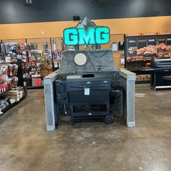 BBQ Island - Main entrance display