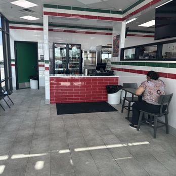 Jet's Pizza - Waiting area - Pizza Near Me - Surprise, Arizona