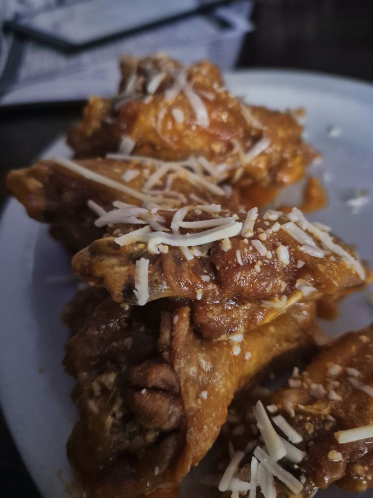 Skoobs Village Grille