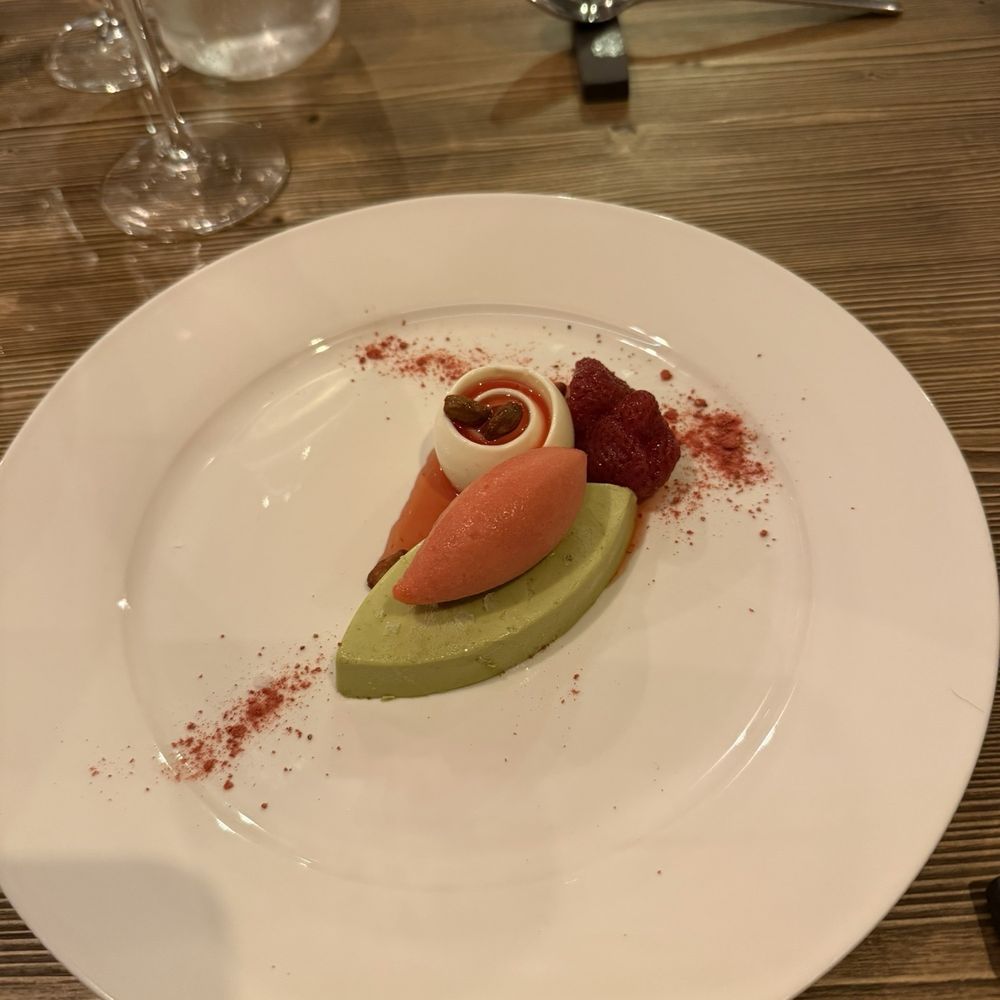 Cuoco e Camicia - Pistachio panna cotta dessert - Italian Near Me - Rome, RM Cuoco e Camicia - Pistachio panna cotta dessert - Italian Near Me - Rome, RM