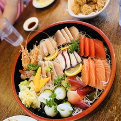Ohana Sushi & Poke