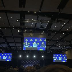 Dragon Con - The hobbits the hobbits to Dragoncon (3/4)