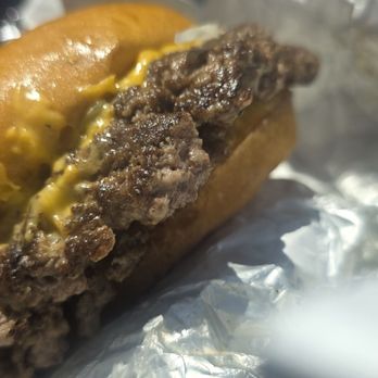 Manders 22 - Basic... nothing special...go to HARD PRESSED BURGERS FOR THE BEST IN TOWN!! - Burgers Near Me - St. Augustine, Florida