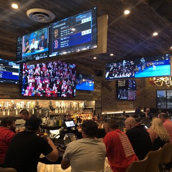 Cunningham's Journal on the Bricks - Bar seating - Bars Near Me - Kearney, Nebraska