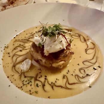 Bob's Steak & Chop House - Crab cake - Steakhouses Near Me - Dallas, Texas Bob's Steak & Chop House - Crab cake - Steakhouses Near Me - Dallas, Texas