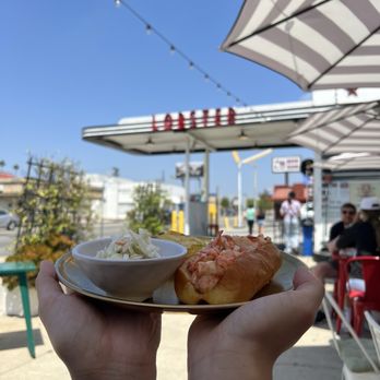 Royal Lobster LA - Sandwiches Near Me - Los Angeles, California