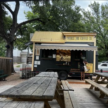 Zeds Real Fruit Ice Cream - Coffee Shop - Ice Cream & Frozen Yogurt Near Me - Austin, Texas Zeds Real Fruit Ice Cream - Coffee Shop - Ice Cream & Frozen Yogurt Near Me - Austin, Texas