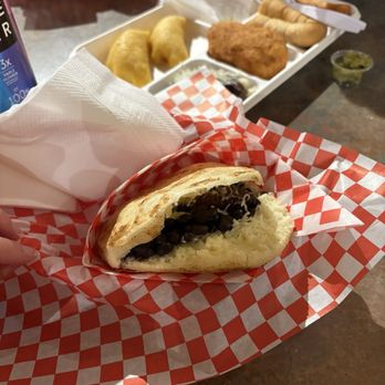 Arepa Venezuelan Kitchen - Arepa - Venezuelan Near Me - Seattle, Washington Arepa Venezuelan Kitchen - Arepa - Venezuelan Near Me - Seattle, Washington