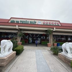 Thuan Phat Supermarket