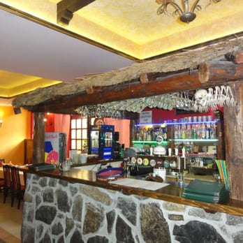 Restaurace Na Hradbách - Bar v restauraci ... - Czech Near Me - Jihlava, JC Restaurace Na Hradbách - Bar v restauraci ... - Czech Near Me - Jihlava, JC