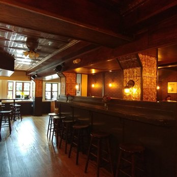 Draught 55 - front bar area - Bars Near Me - New York, New York Draught 55 - front bar area - Bars Near Me - New York, New York