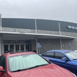 Sno-King Ice Arena - Renton - Outside of the building