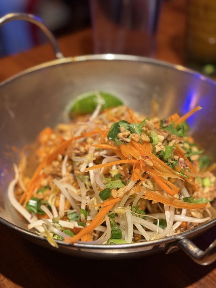 Food from Pad Thai Cafe
