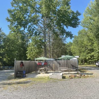 Pinelands Adventures - Picnic area - Rafting/Kayaking Near Me - Shamong, New Jersey Pinelands Adventures - Picnic area - Rafting/Kayaking Near Me - Shamong, New Jersey