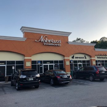 Nabruzzi Trattoria - The establishment - Italian Near Me - Lutz, Florida