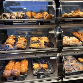 Brug Bakery - Bakeries Near Me - Kapolei, Hawaii Brug Bakery - Bakeries Near Me - Kapolei, Hawaii