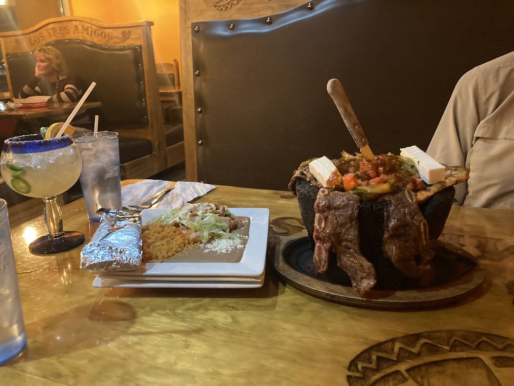 Los Tres Amigos Authentic Mexican Food
